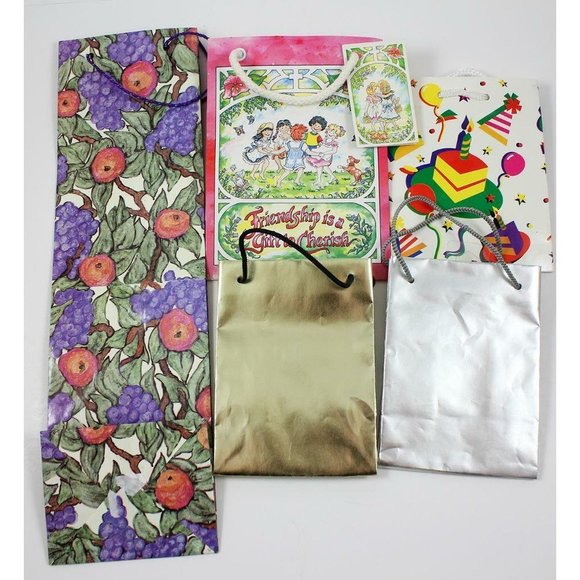 Lot 4 Small Gift Bags & 1 Wine Gift Bag Friends Birthday All Occasion Hallmark - Picture 1 of 7